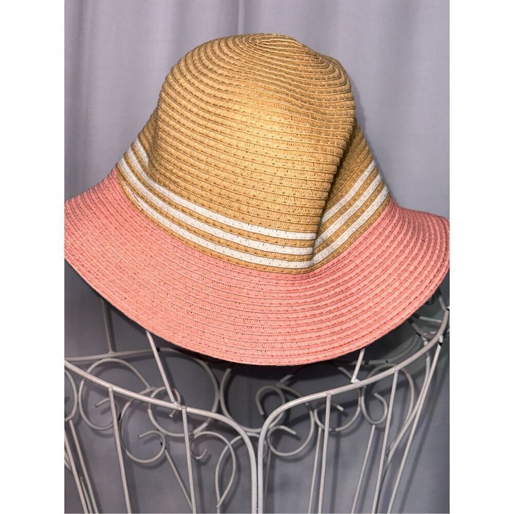 NEW WITHOUT TAGS The Icing pink Straw Hat, Natural Sun Hat Fabric: ladies ONE SI